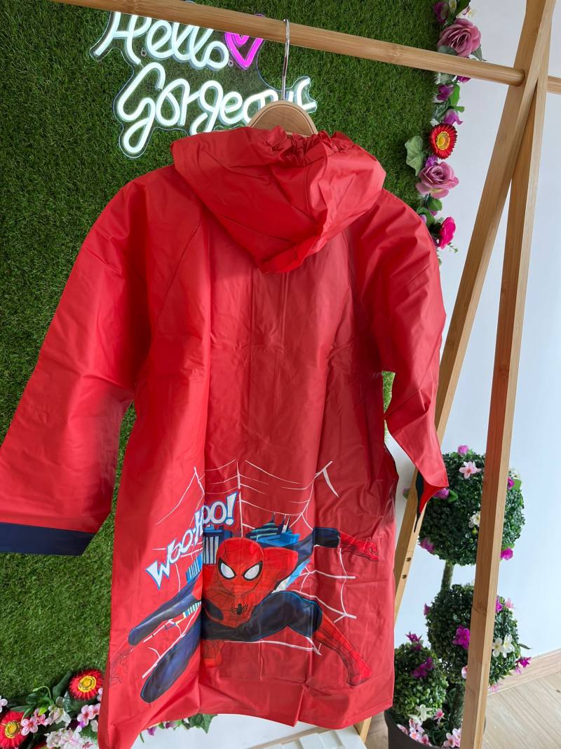 IMPERMEABLE SPIDERMAN