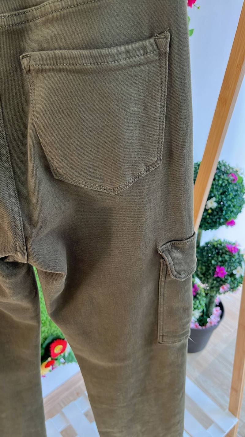 PANTALON CARGO VERDE