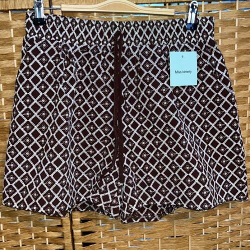 PANTALON CORTO MARRON CHOCOLATE ESTAMPADO