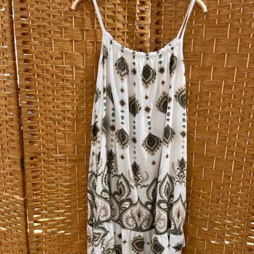 vestido estampado verde